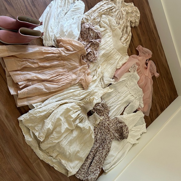 Girls Spring Bundle - Picture 1 of 8